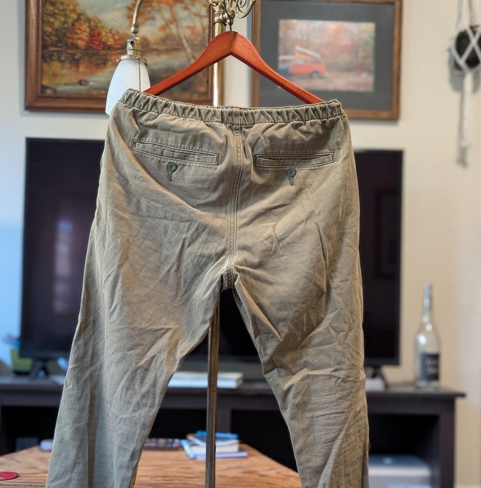 FW Drawstring Joggers in Moss Green
